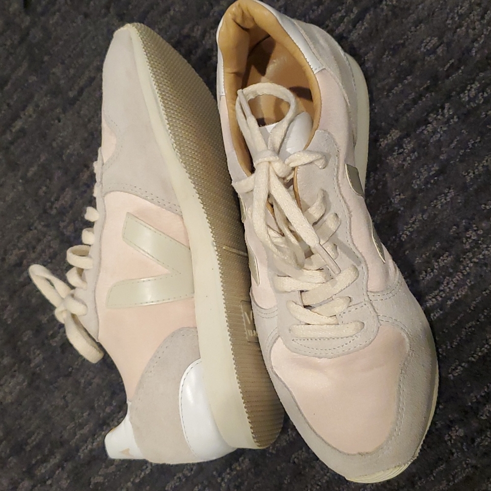 Veja sneakers